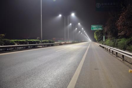 Cree lysdioder lyser upp det största kommunala gatubelysningsprojektet i Kina 