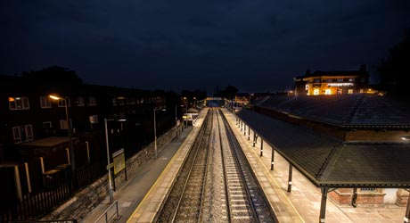 LED belysningssystem vid tågstation