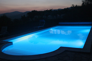 <strong>Utomhuspool</strong>