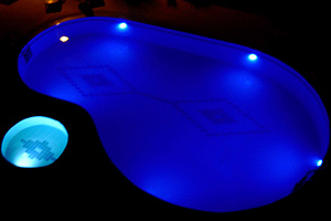<strong>Utomhuspool</strong>